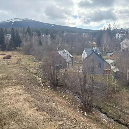 Belle View 212 Strumyk - Jacuzzi & Sauna 斯克拉斯卡波伦巴