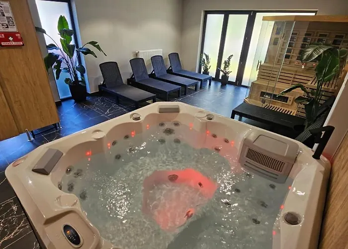 Belle View Strumyk 212 - Jacuzzi & Spa 아파트 *